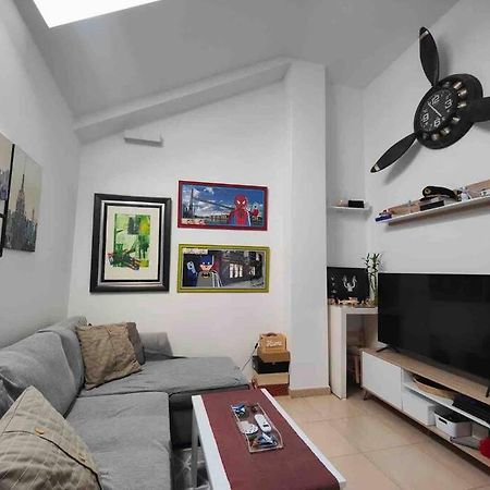 Apartamento Recien Reformado En Barajas Pueblo Madrid Exterior photo